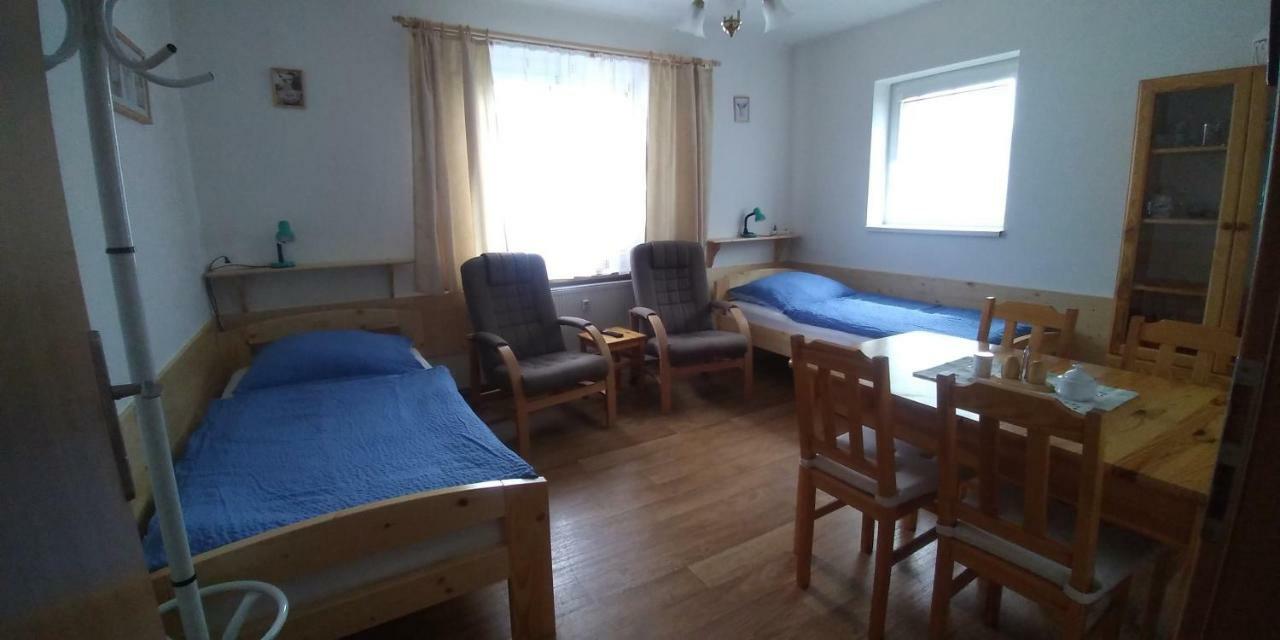 Apartman U Potoka Sadov Buitenkant foto